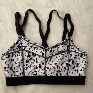 Athleta Sports Bra - LIKE NEW